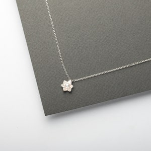 Small Silver Daffodil Pearl Pendant