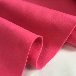 Pink Felt Fabric Material Craft Plain Colours Polyester - 102cm Wide