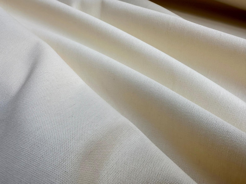 Tela Clásica de Mezcla de Lino y Algodón Ligera para Decoración del Hogar, Ropa de Cama, Ropa, Cortinas – 140 cm de Ancho Cream Ivory
