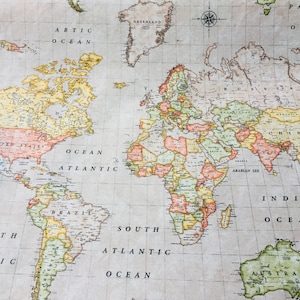 BEIGE WORLD MAP 3 designer gordijnstof bekleding katoen materiaal - wereldkaart print canvas - 140 cm breed en verkocht per meter