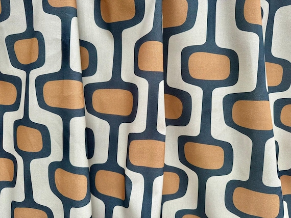 Retro 70s Geometric Design Cotton Fabric Vintage Home Decor Upholstery Material – Terracotta & Cream – 140cm or 55" Wide