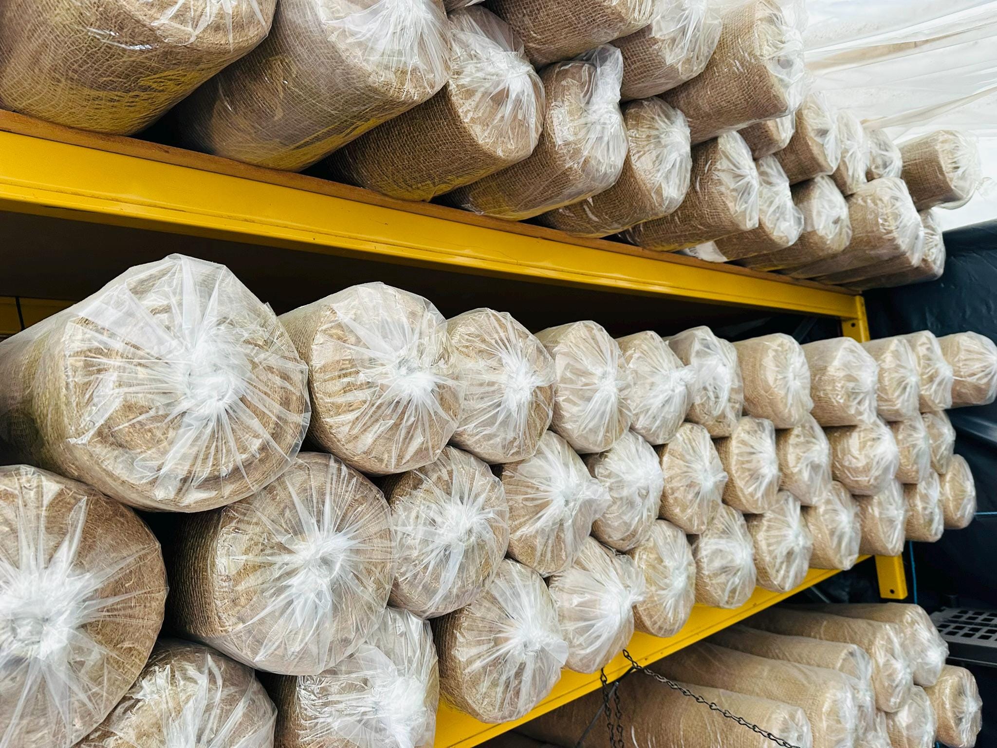 Builders Hessian Roll – Heavy Duty Jute Burlap Fabric for Frost ...
