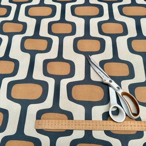 Retro jaren 70 katoenen stof geometrisch ontwerp vintage woondecoratie bekledingsmateriaal – terracotta en crème – 280 cm of 110" EXTRA breed afbeelding 5