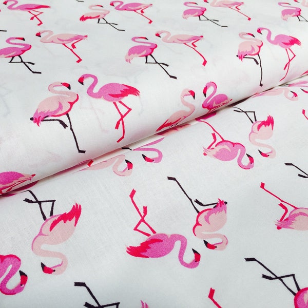 Pink Flamingo Poplin Fabric Bird Print Material 100% Coton pour masque facial, robe, décor maison - 150cm de large - Blanc