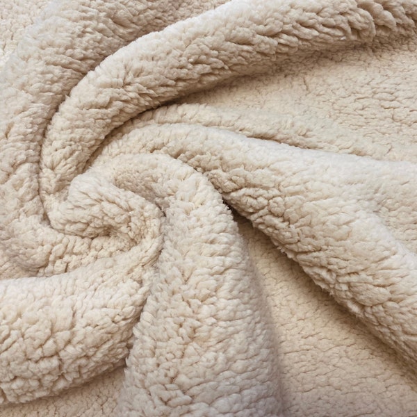 Tissu polaire Sherpa Matériau extensible super doux Décoration d'intérieur Tissu d'ameublement Couture - 165 cm de large - CRÈME