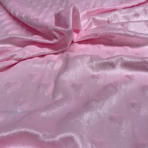 Tessuto Pile Morbido Dimple – Cuori Rosa – Materiale Peluche Coccoloso – 160cm di Larghezza