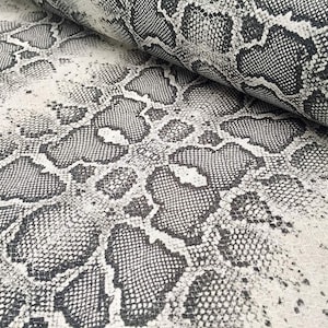 Tissu Imprimé Peau de Serpent Gris - Coton Animal Python pour Décoration Intérieure, Rideaux, Matériel de Tapisserie - 140 cm de Largeur