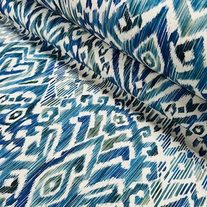 Tessuto Ikat Blu & Verde – Floreale Damascato Geometrico – Tende, Cuscini, Arredo – 140 cm