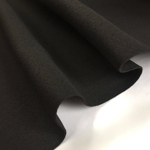 Tessuto in feltro nero, materiale artigianale, colori semplici, poliestere - 102 cm di larghezza