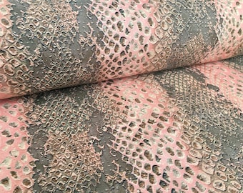 Coral Pink Snake Skin Fabric Animal Cobra Print Material for Dressmaking Curtains Rembourrage -160cm de large