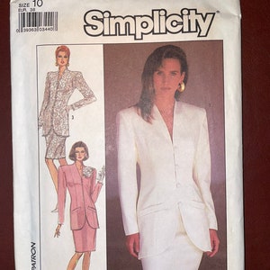May include: Simplicity sewing pattern for a women's suit, including a jacket and skirt. The pattern size is 10, equivalent to a European size 38. The cover displays illustrations of the suit in various colors and styles.