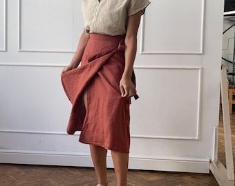 Linen wrap skirt with side tie. A-line skirt