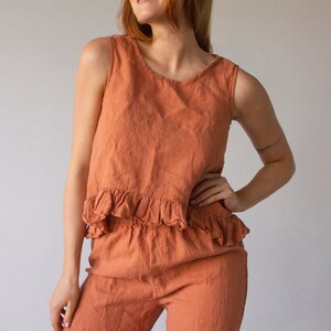 Top corto in lino: canotta senza maniche con orlo arricciato