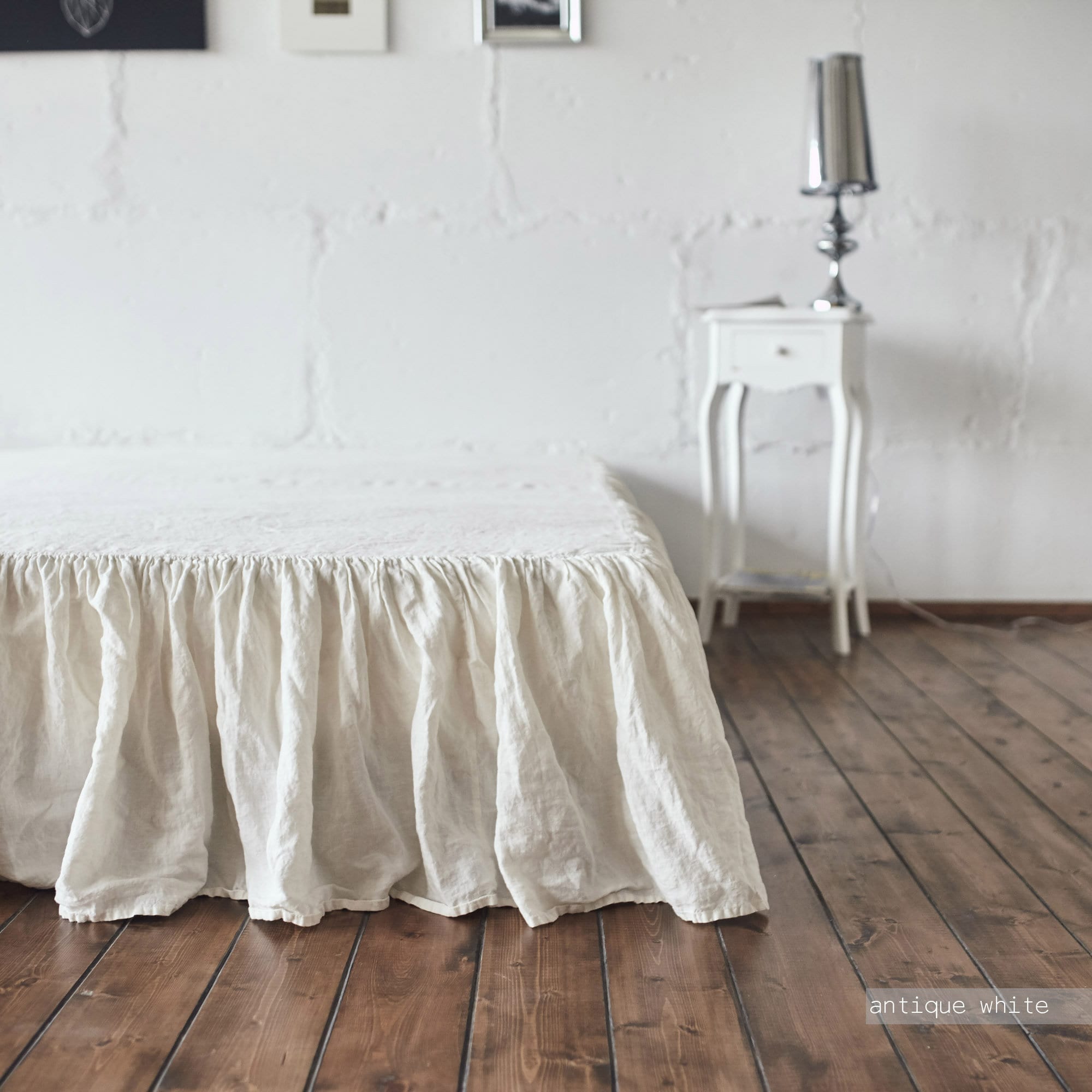 Flowy white top bed skirt