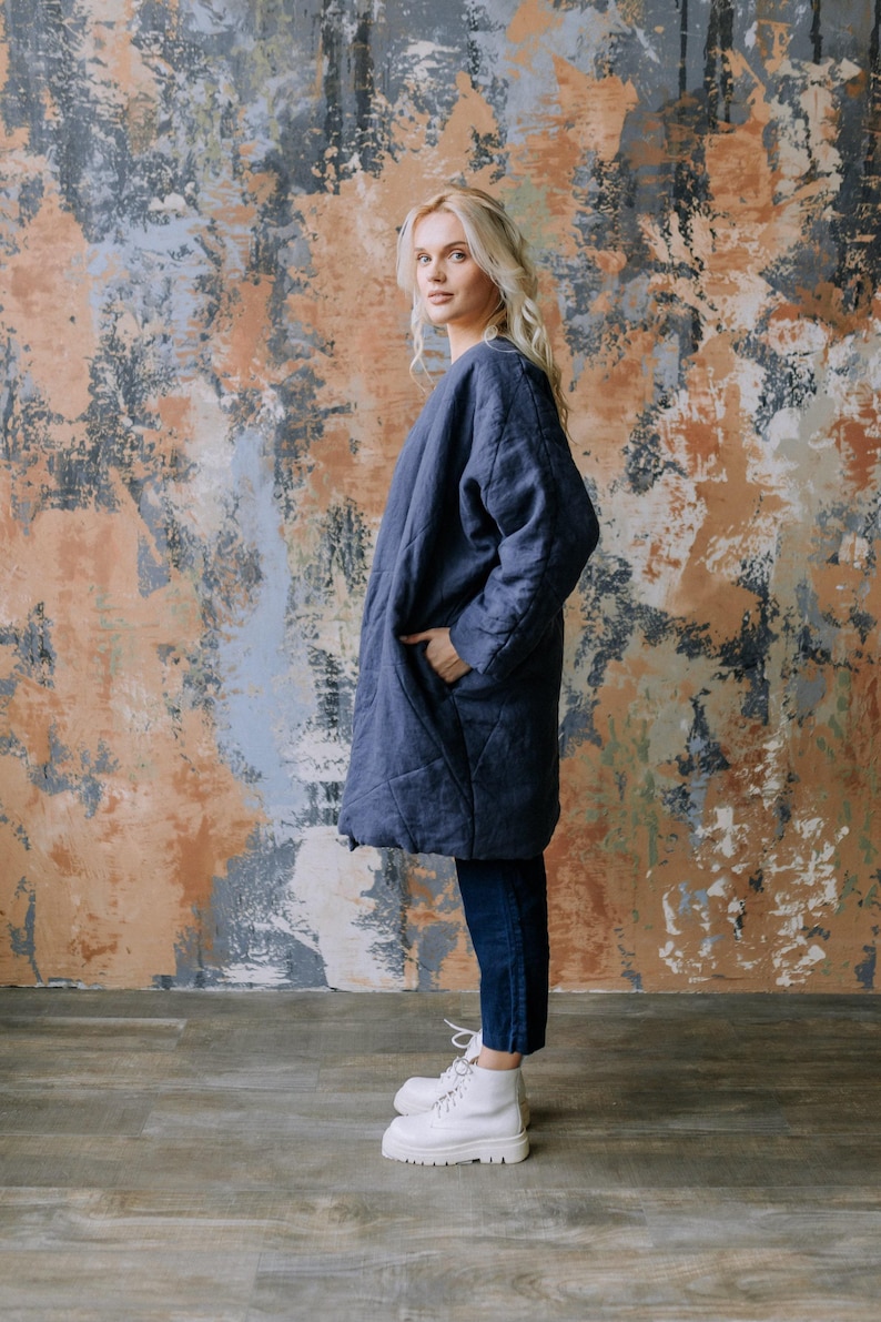 Gesteppte Leinen-Winterjacke: Warmer Damenmantel mit Gürtel Bild 5