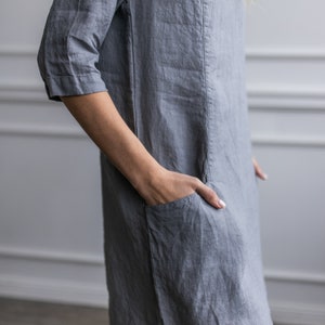 Linen Dress with Pockets: Gray Split Neck 3/4 Sleeve Shift Dress image 6
