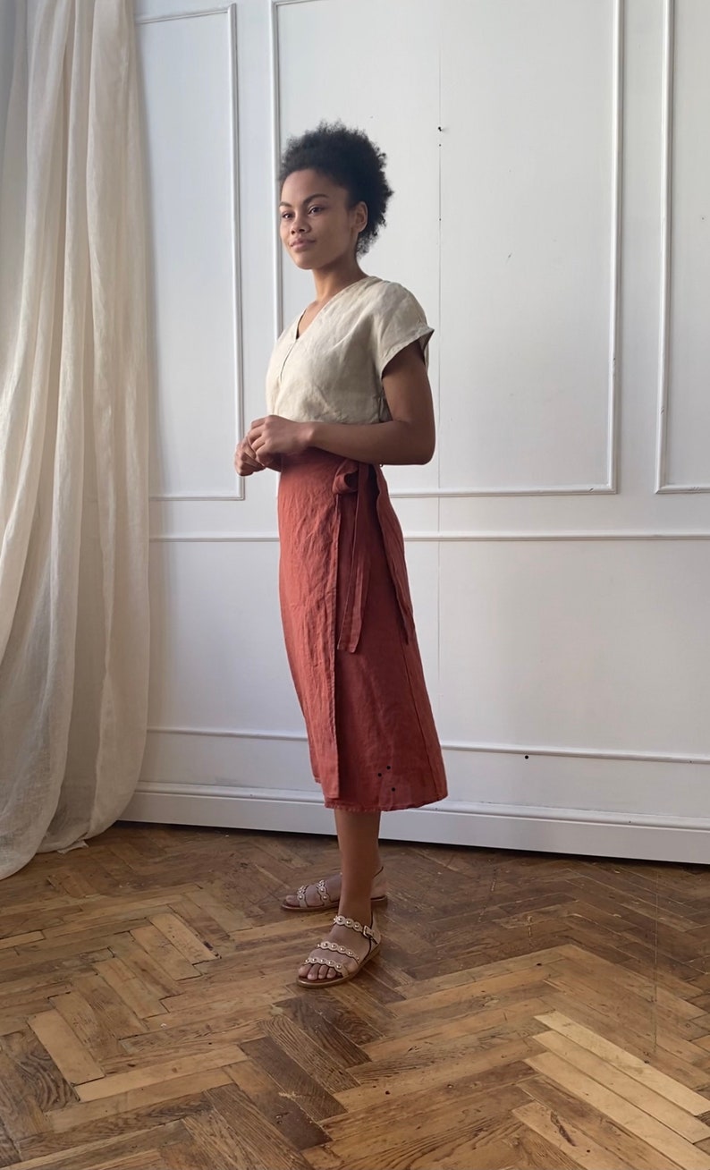Linen wrap skirt with side tie. A-line skirt image 9