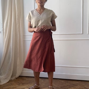 Linen wrap skirt with side tie. A-line skirt image 8