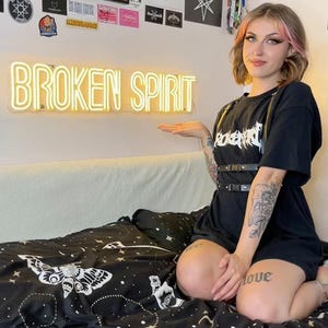 Custom LED Neon Sign: Personalized Room Decor, Wedding Neon
