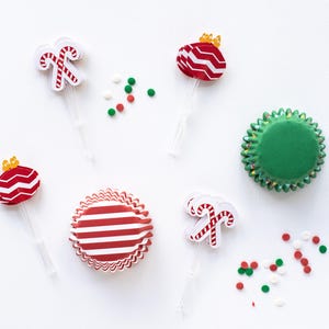 Christmas Cupcake Liners And Picks, Holiday Baking Cups, Christmas Baking Supplies, Holiday Party Decor, Muffin Liners, Cupcake Toppers