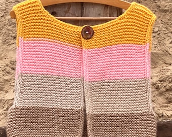 Easy colour block vest pdf pattern in English only !!! One size only M-XL