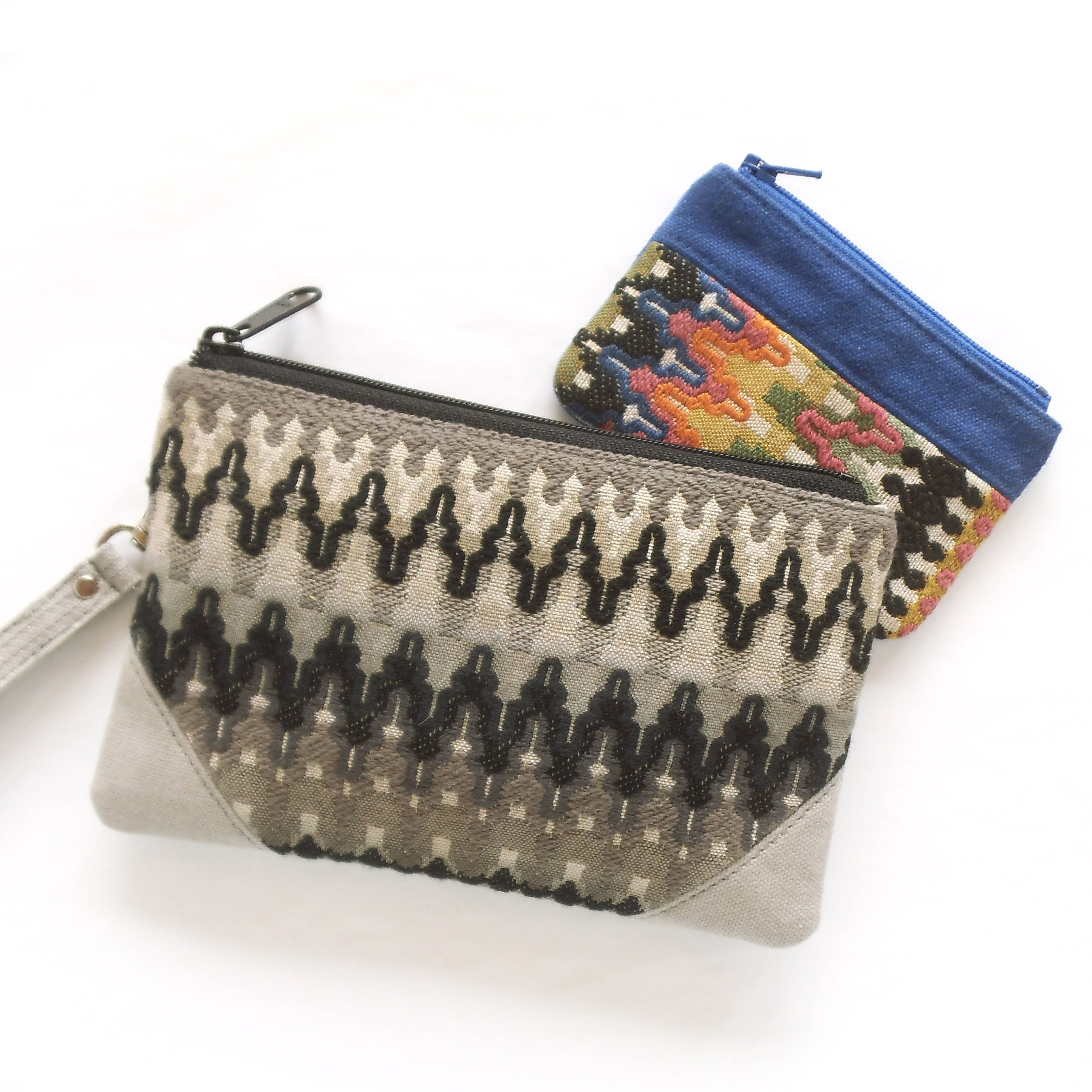 small purse wristlet