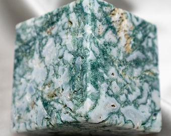 Cubo de ágata musgosa: decoración natural y verde para el hogar (5,8 x 5,8 cm)