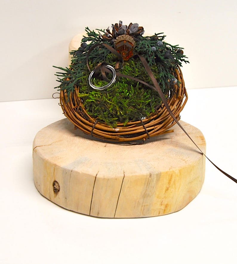 Ring Bearer Pillow Fall Autumn Wedding Nest Elegant Rustic Garden Vintage Traditional Romantic Preserved Moss Juniper /& Acorn Wedding Gift