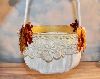 Panier fait main pour demoiselle d'honneur pour mariage d'automne : velours de soie, dentelle antique, décoration d'automne