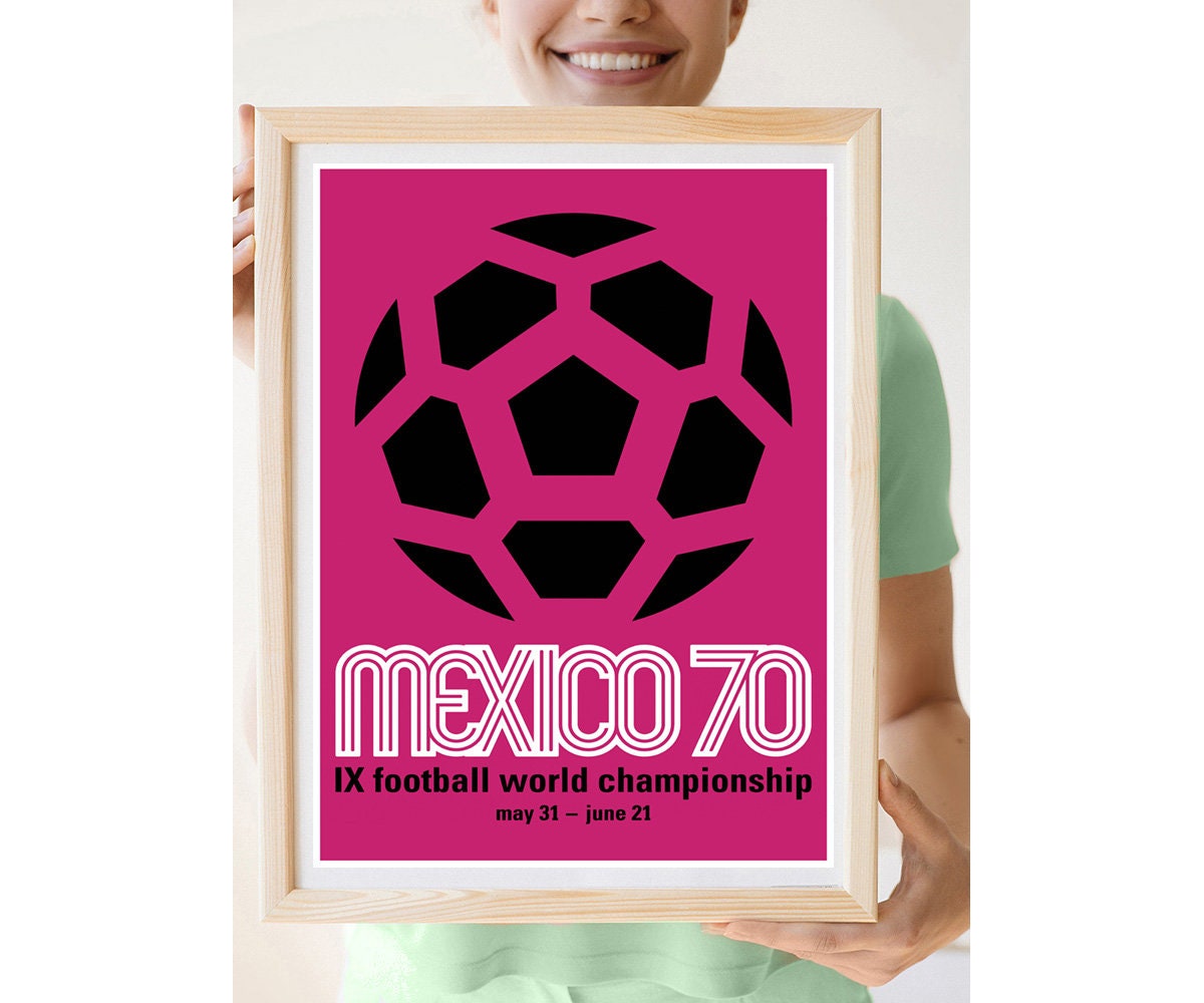 Soccer Collectibles: World Cup Soccer Pin Badge Mexico 86 Enamel
