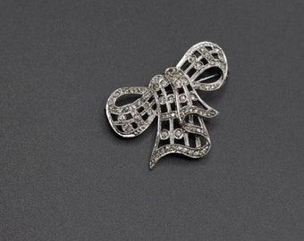 Vintage 1930s 1940s art deco sparkling rhinestone bow brooch Czech Bohemian