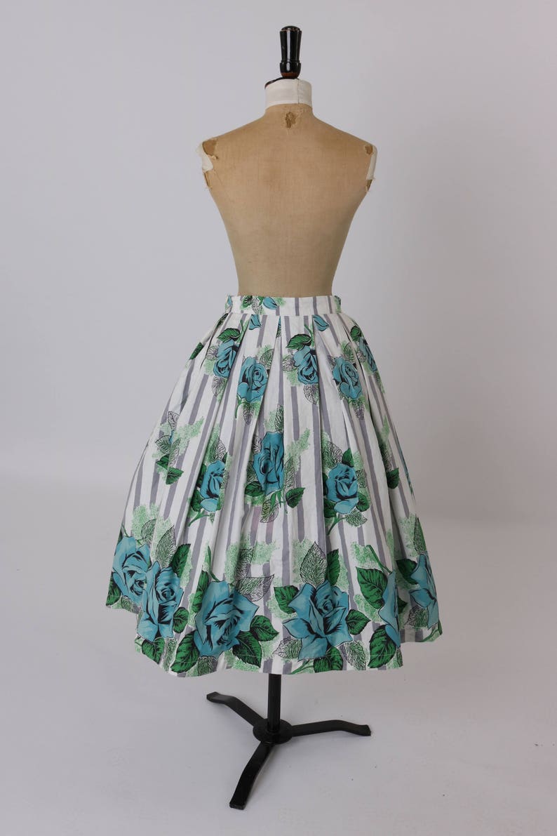 Vintage original 1950s 50s novelty rose border print skirt by Etsy