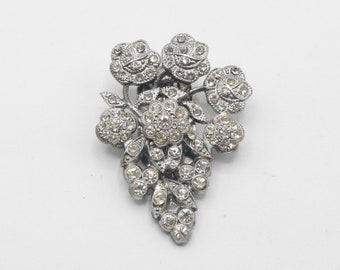 Vintage antique c 1930s Art Deco glass rhinestone encrusted Czech Czechoslovakia Bohemian dress clip floral flower design