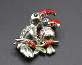 Vintage antique c 1930s 1940s painted metal novelty toucan rhinestone brooch