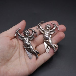 Vintage 1930s 1940s hand cast sterling silver Keim London cupid or cherub novelty dress clip pair 34.15g image 5