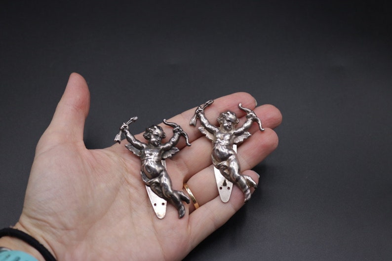 Vintage 1930s 1940s hand cast sterling silver Keim London cupid or cherub novelty dress clip pair 34.15g image 6