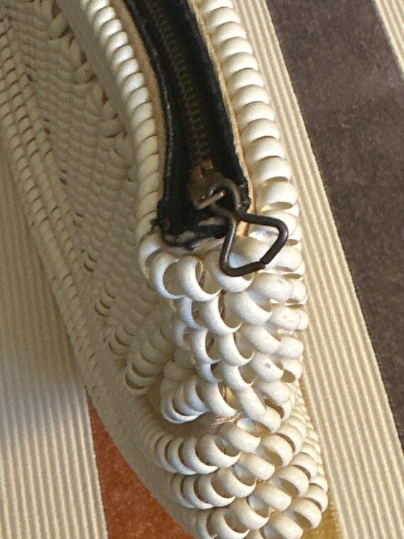 1940’s Cream Phone Cord Clutch - image 6