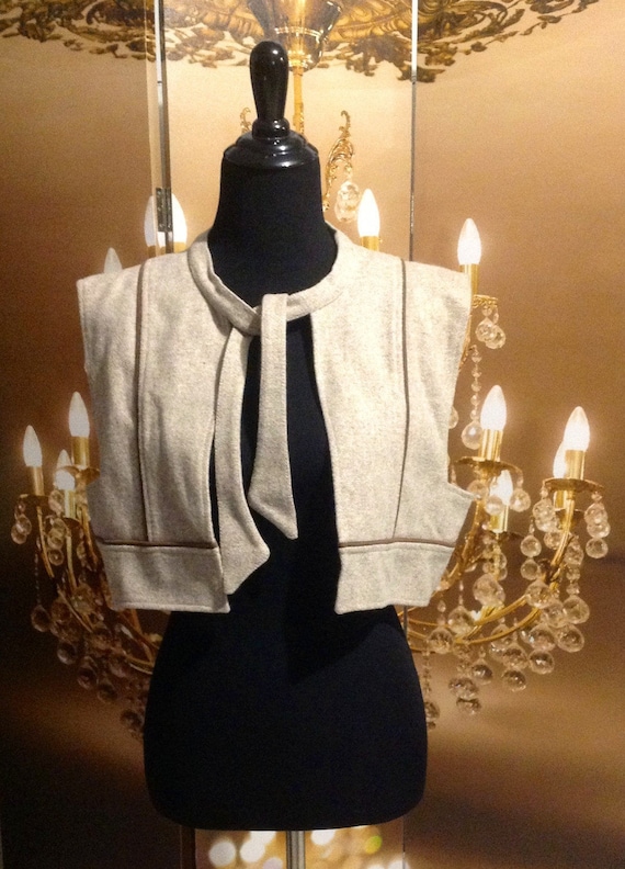 True Vintage Wool Vest Cream with Brown Trim