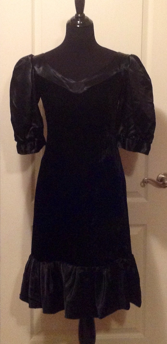 Black Velvet Dress With Satin Puff Sleeves and Satin Ruffled - Etsy