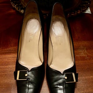 Chanel leather vintage heels