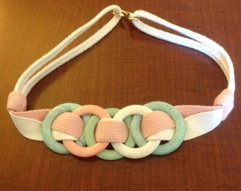 Witte lichtgroene en roze vintage riem