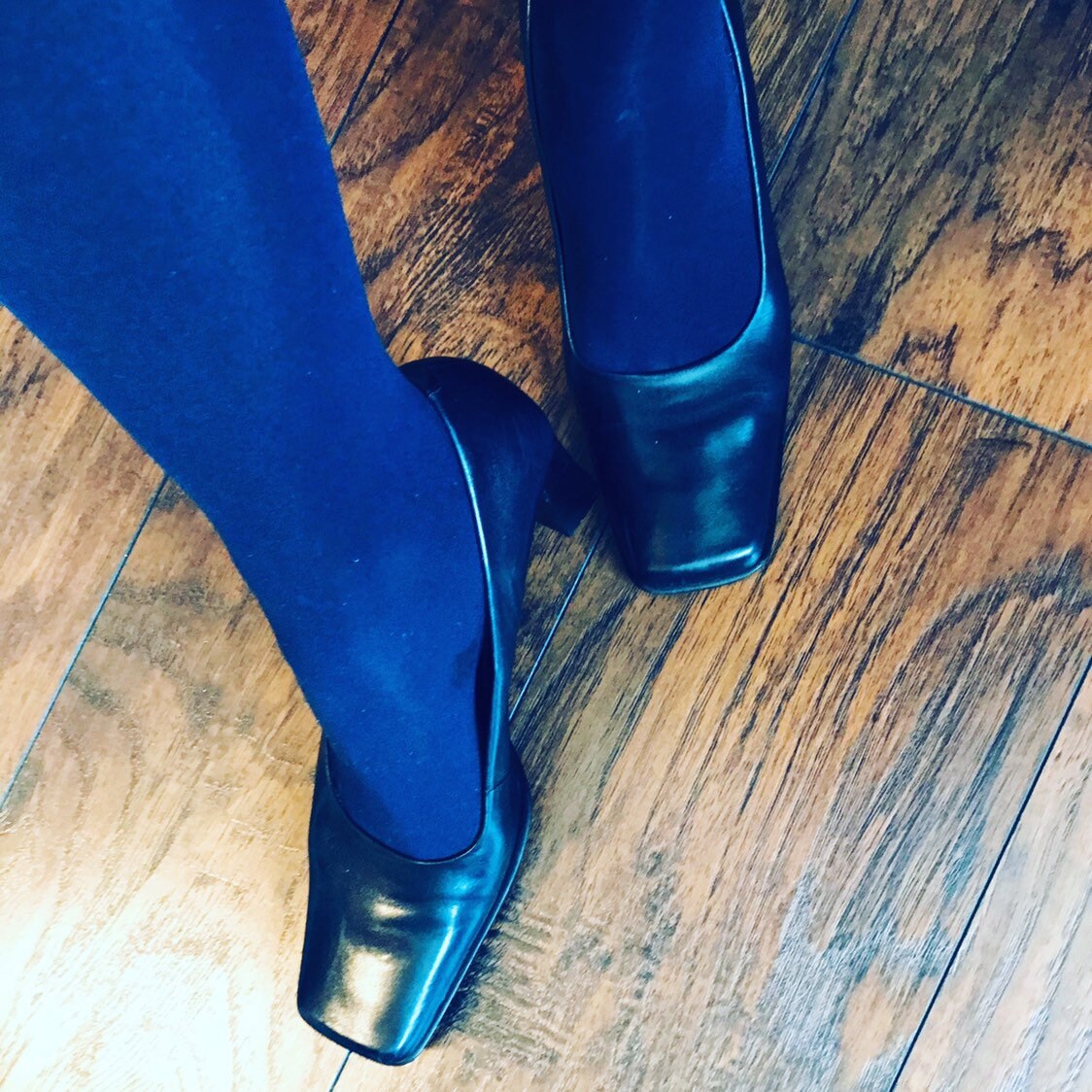 Nine west store navy pumps