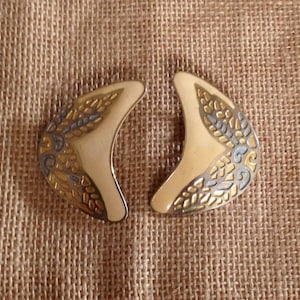 Vintage cream gold Silver earrings