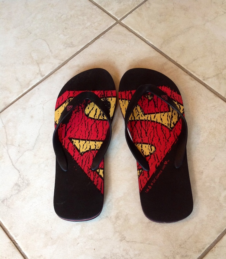 Superman flip flops Size M13
