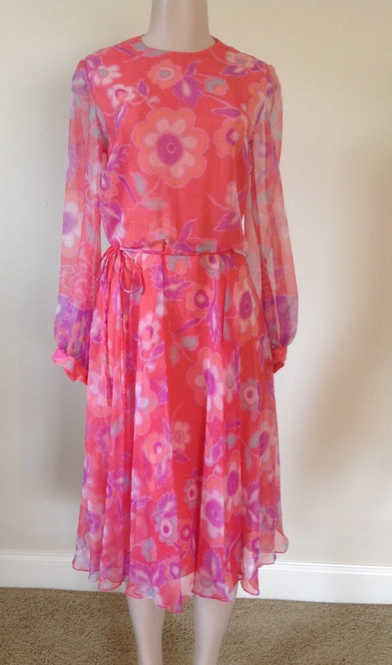 Upcycled! Beautiful Chiffon Spring Dress - image 7