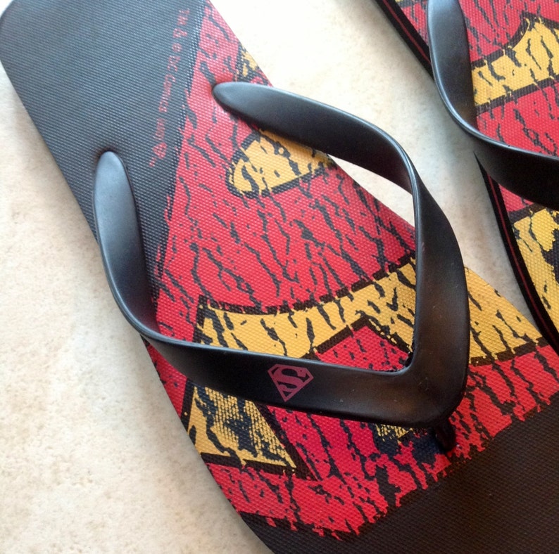 Superman flip flops Size M13