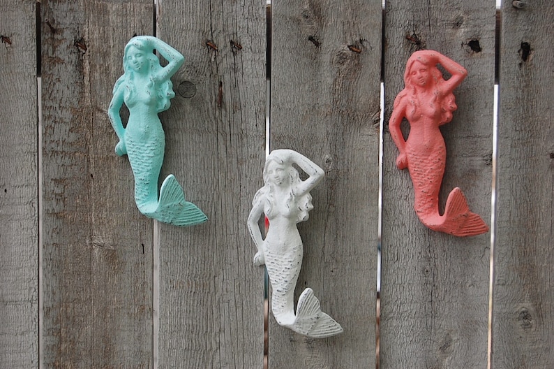 Meerjungfrau Haken Painted Wall Hook Cast Iron Mint Green Coral White Beach Decor Nautical Decor Hand Painted Handhaken Dorm Decor
