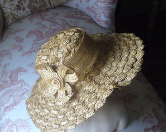 natural staw capeline