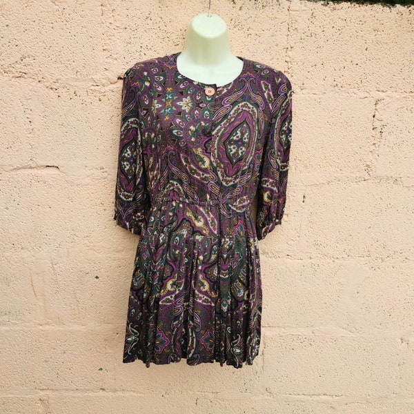 Vintage 1980s 90s paisley print mini skater dress from Carol Anderson size 8-10