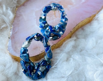Lapiz lazul  quartz  earrings - gold leaveswrap minimalist  earrings-sma stone earrings - small blue stone chips earrings